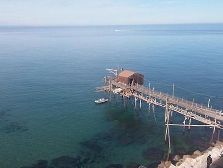 Casa Bolina - Centro Termoli Appartement Buitenkant foto