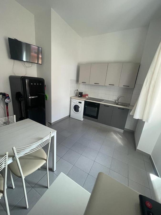 Casa Bolina - Centro Termoli Appartement Buitenkant foto