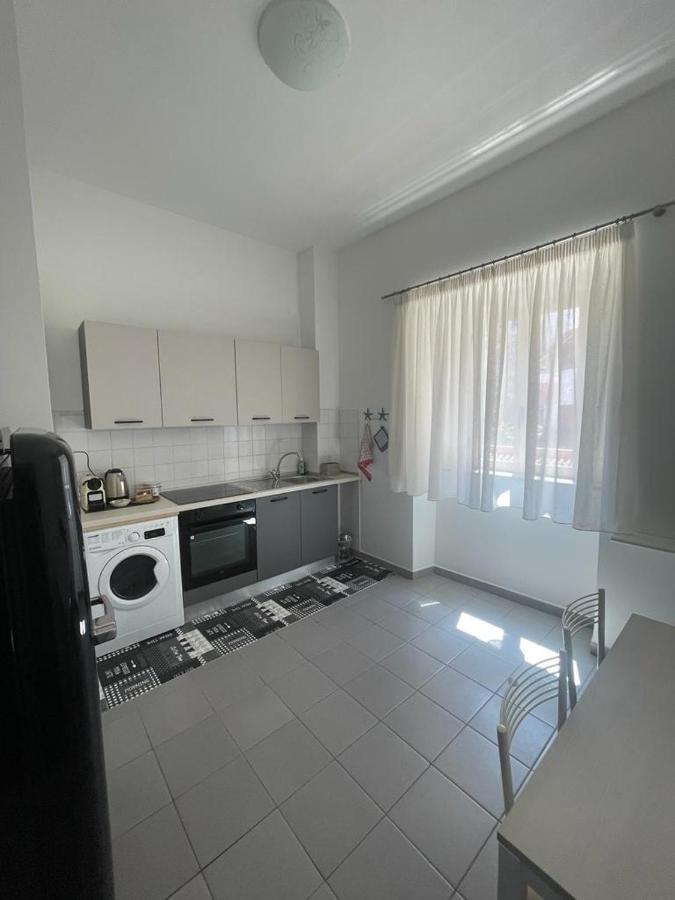 Casa Bolina - Centro Termoli Appartement Buitenkant foto